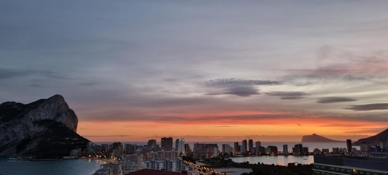 Esmeralda Suites Sunrise Con Piscina Calp Dış mekan fotoğraf